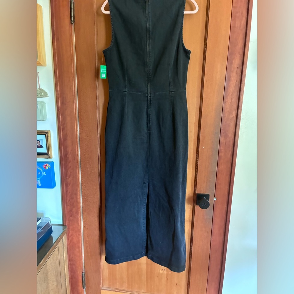 Sleeveless Black denim dress